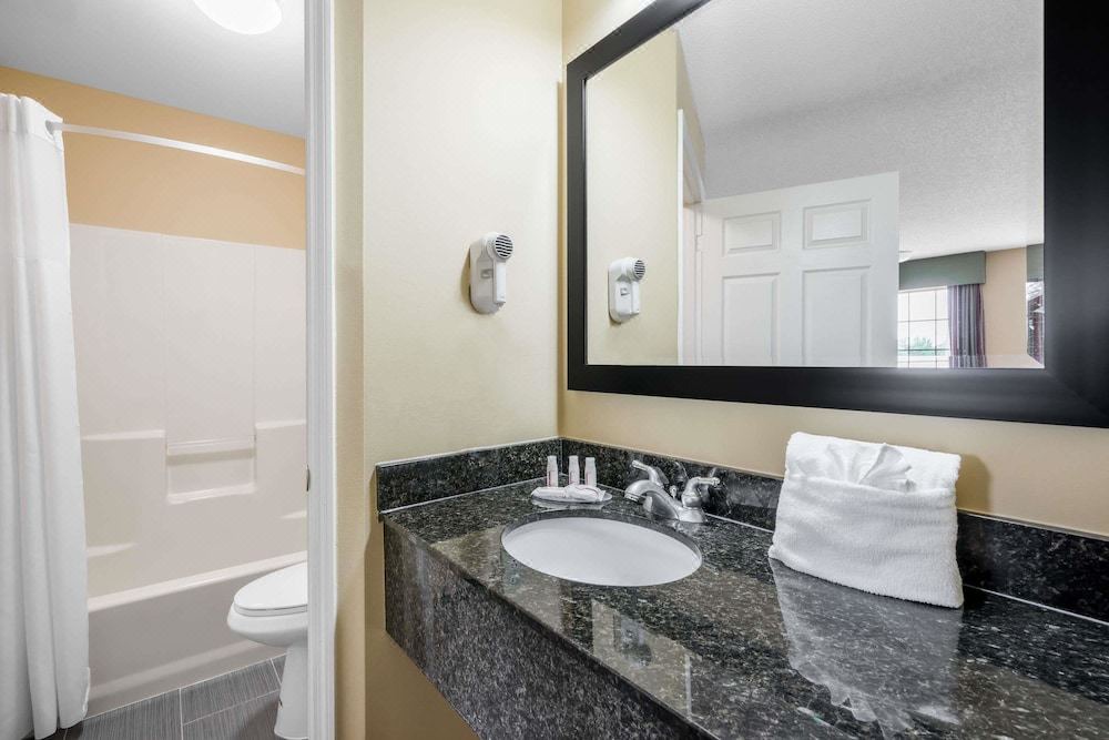 Photo of Bathroom in Dalton