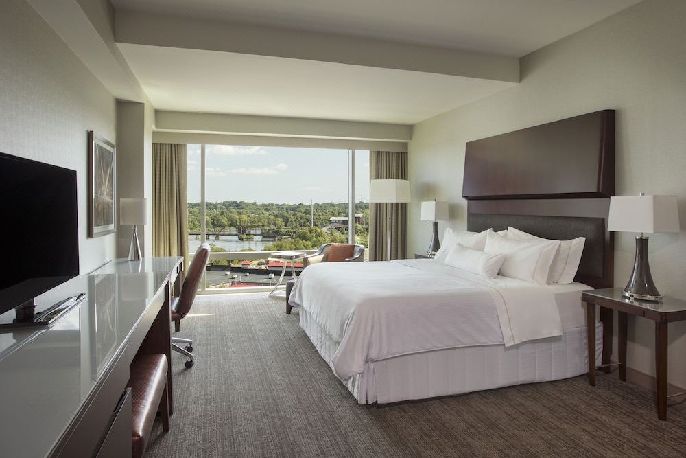 Photo of Bedroom in Riverfront