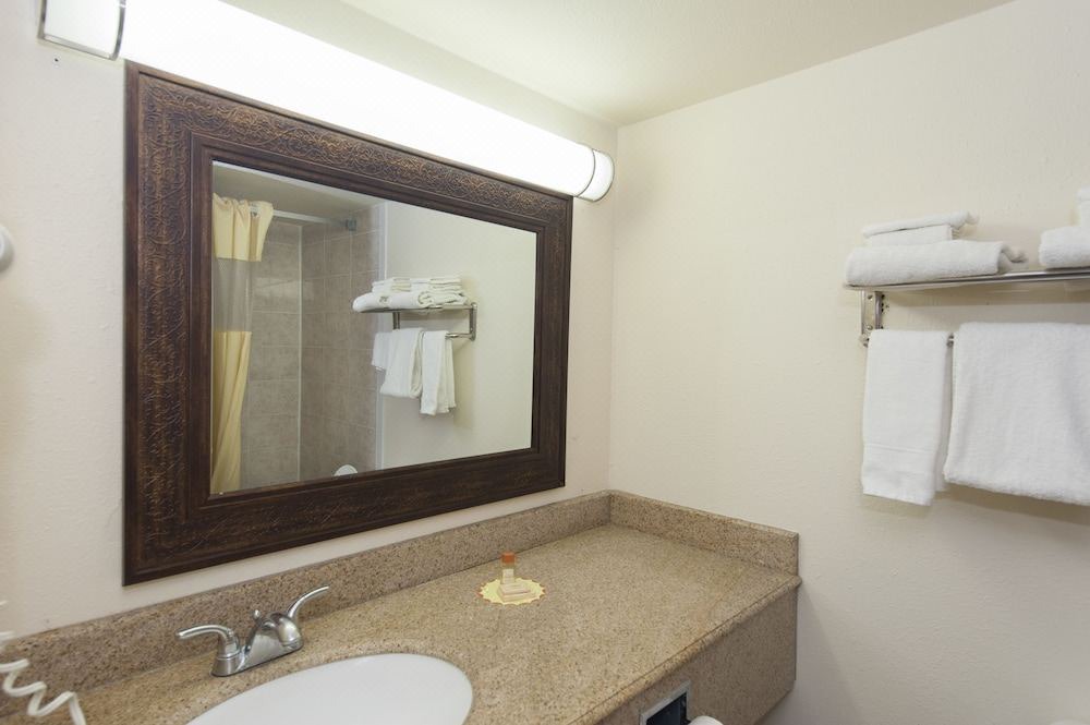 Photo of Bathroom in Bonanza