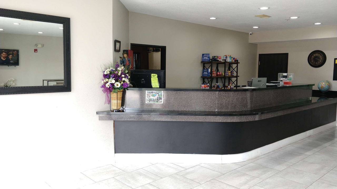 Photo of Livingroom in Orange