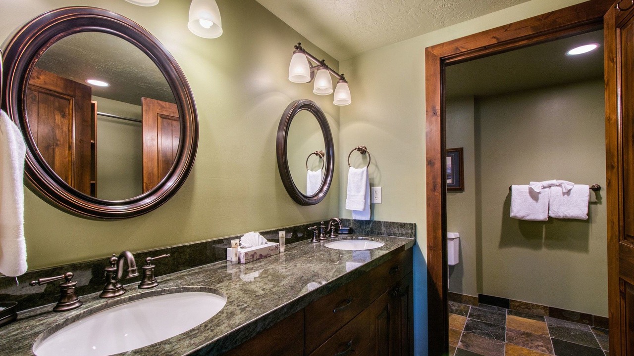 Photo of Bathroom in North Park City
