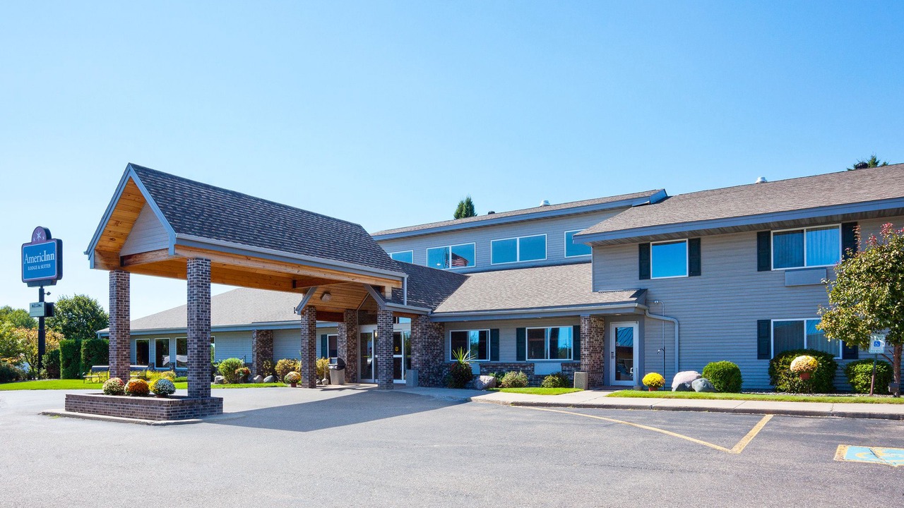Photo of Buildings in Rhinelander