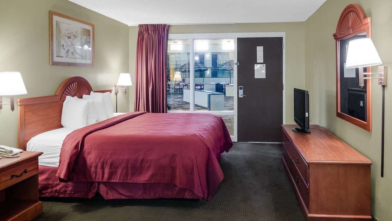 Photo of Bedroom in Odessa