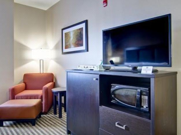Photo of Livingroom in Centre Wellington