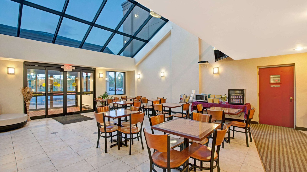 Photo of Livingroom in Parsippany