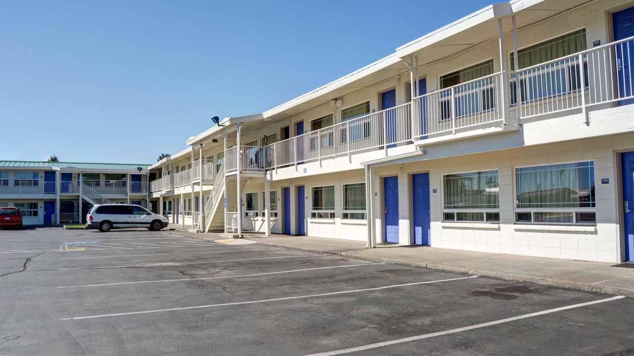 Photo of Buildings in Larkspur