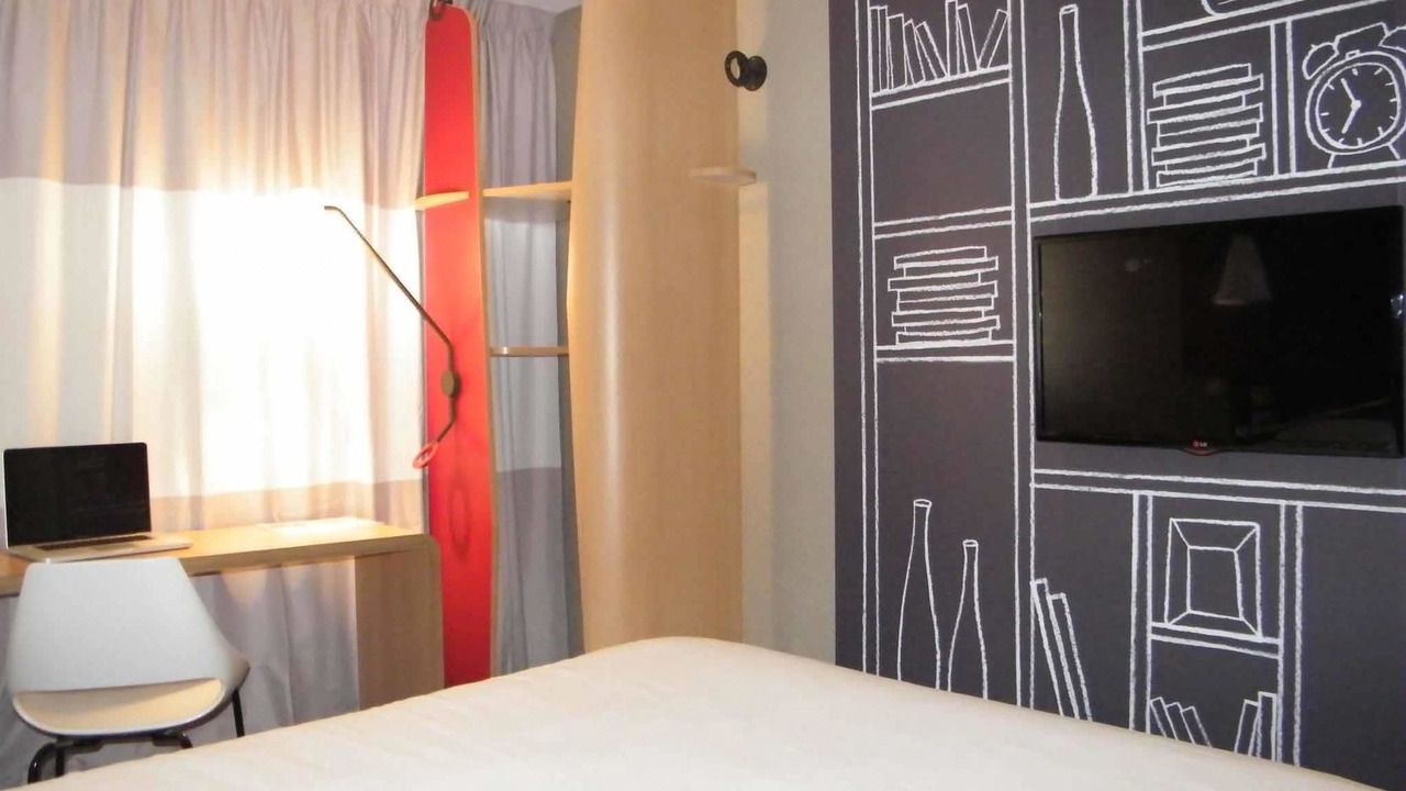 Photo of Bedroom in Valence