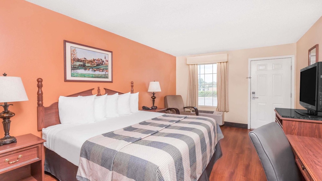 Photo of Bedroom in Americus