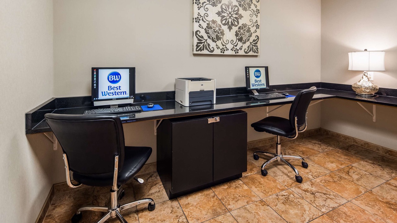 Photo of Livingroom in Seekonk