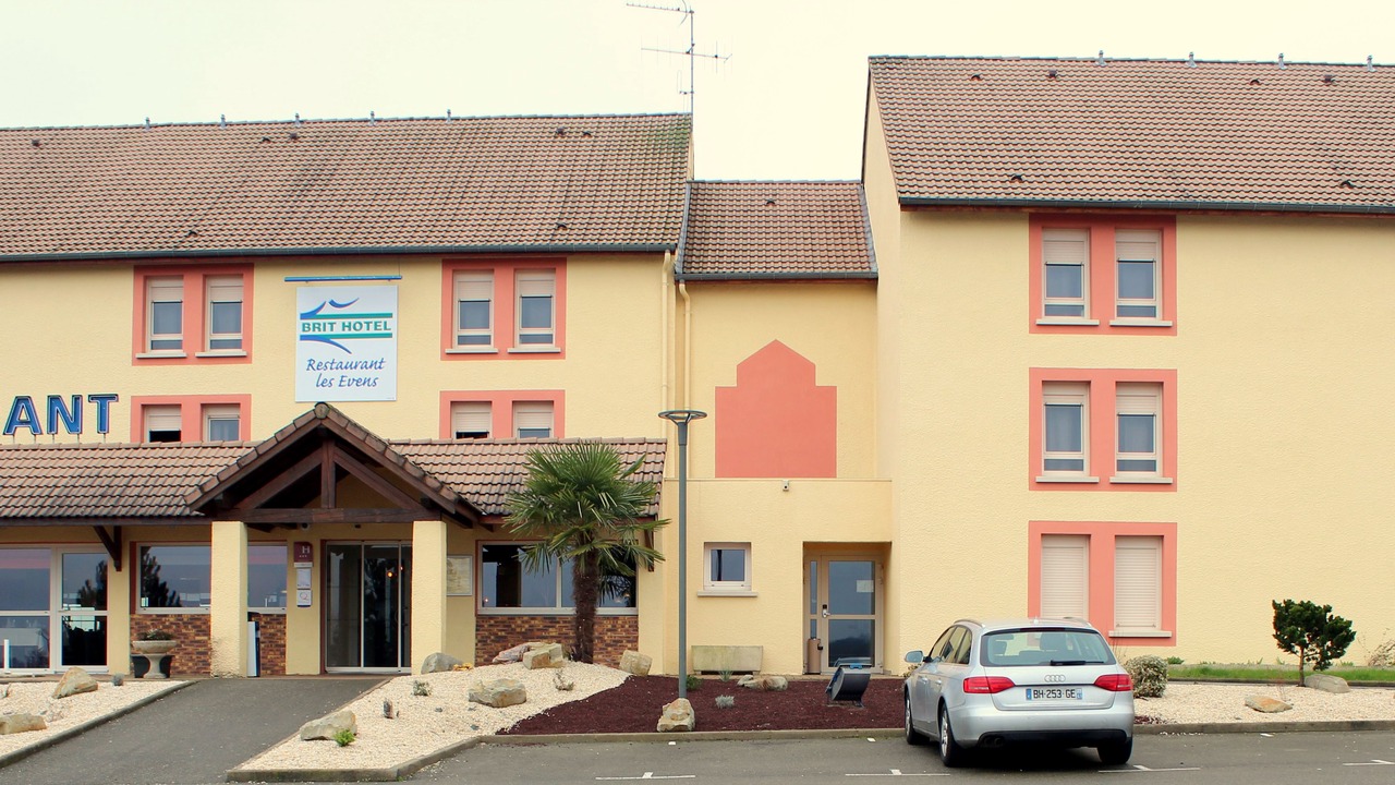 Photo of Buildings in Saint-Saturnin