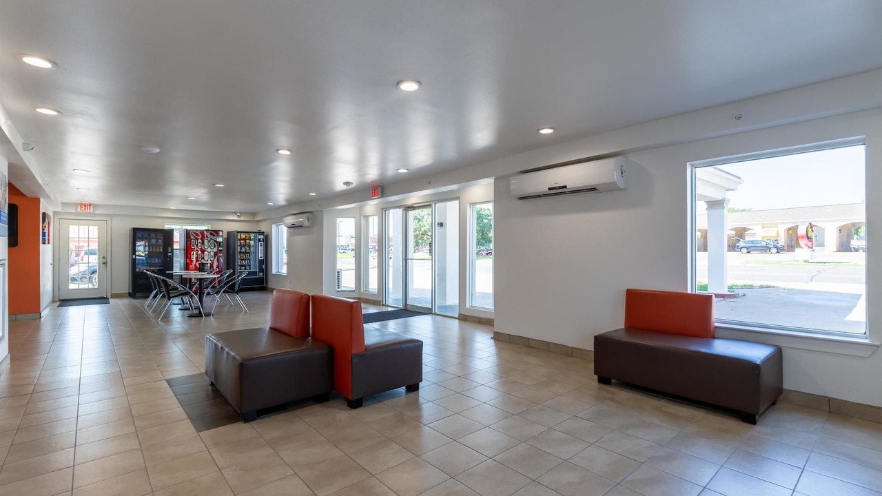 Photo of Livingroom in Bryan