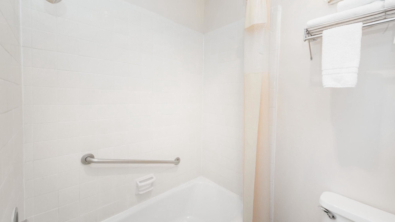 Photo of Bathroom in Polvadera