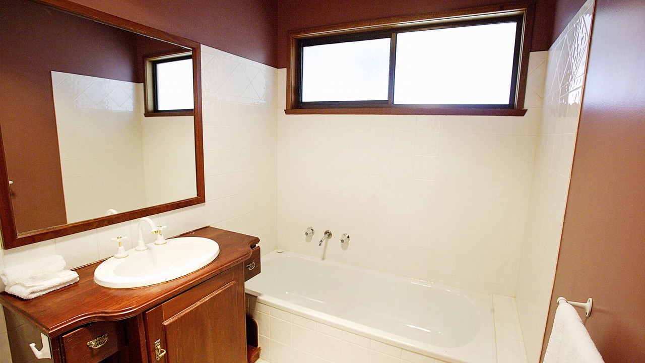 Photo of Bathroom in Echuca Village