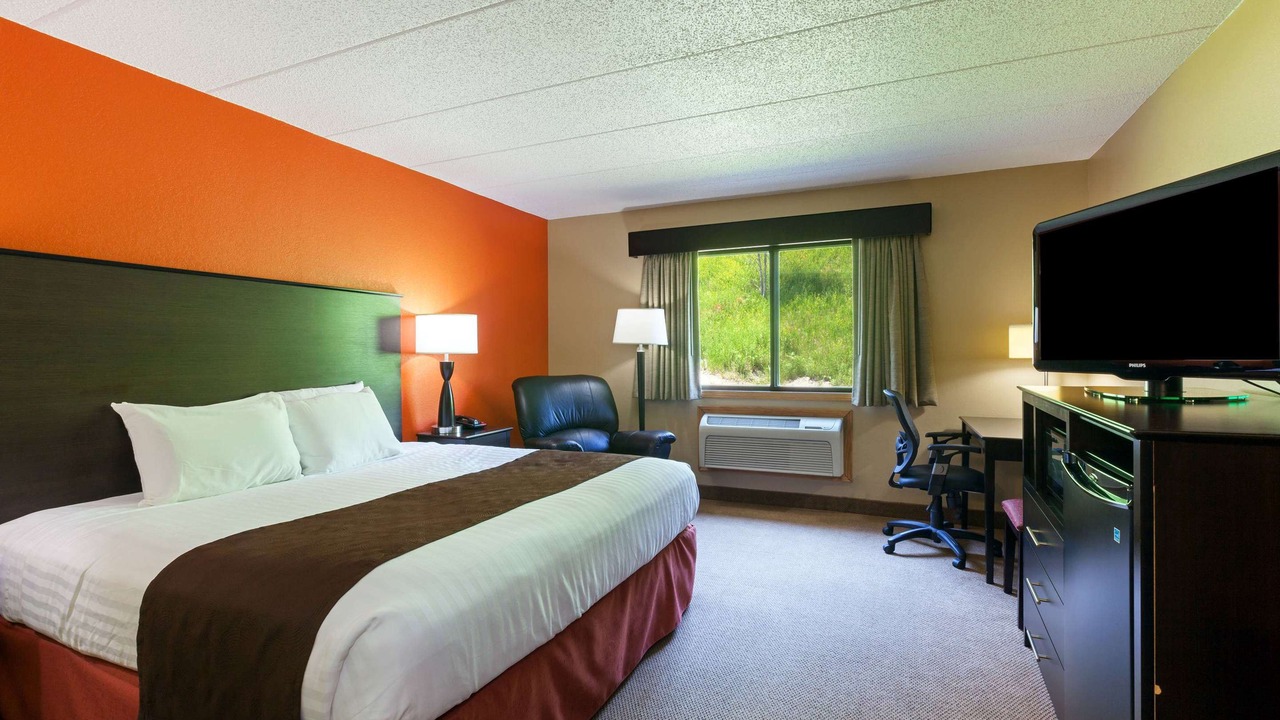 Photo of Bedroom in Algona