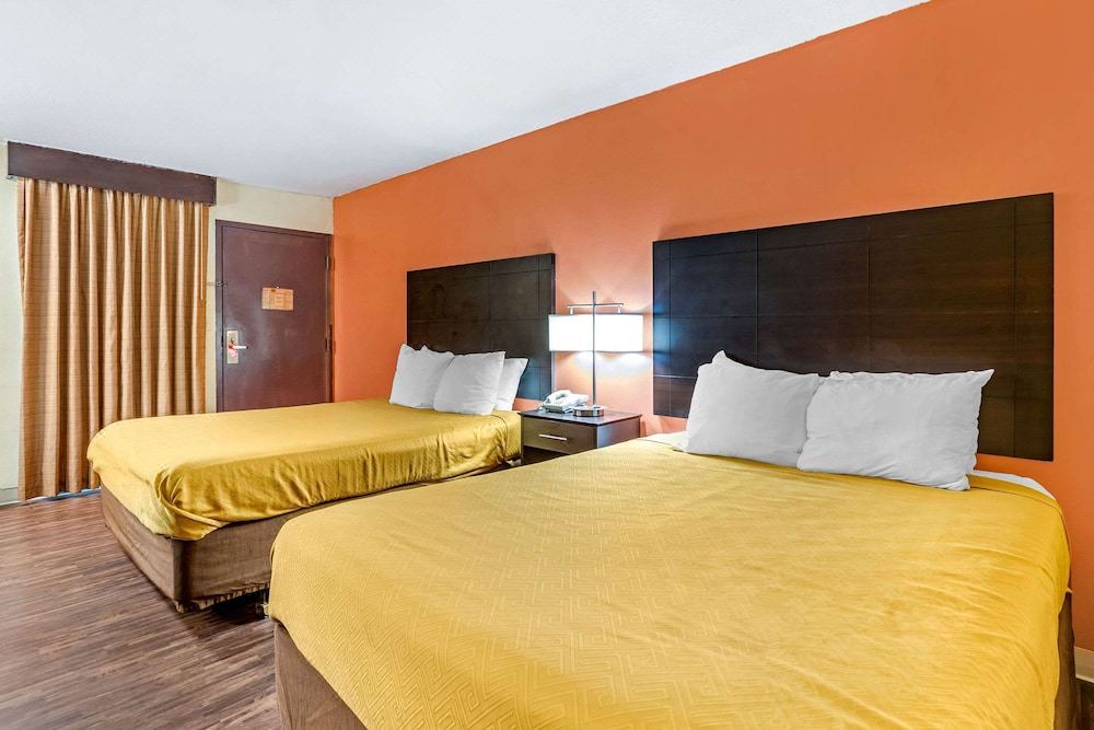 Photo of Bedroom in Urbandale