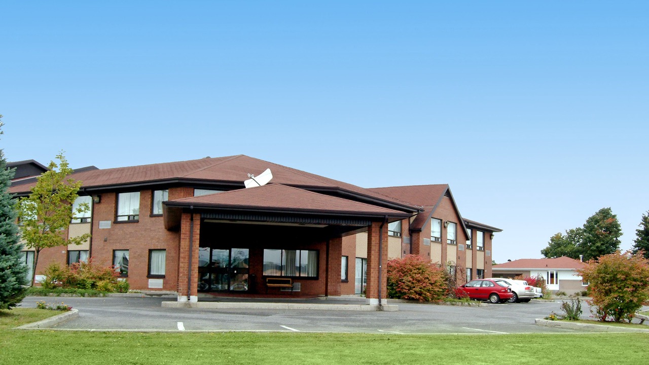 Photo of Buildings in Thetford Mines