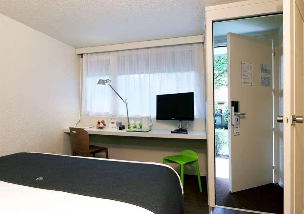 Photo of Others in Taverny