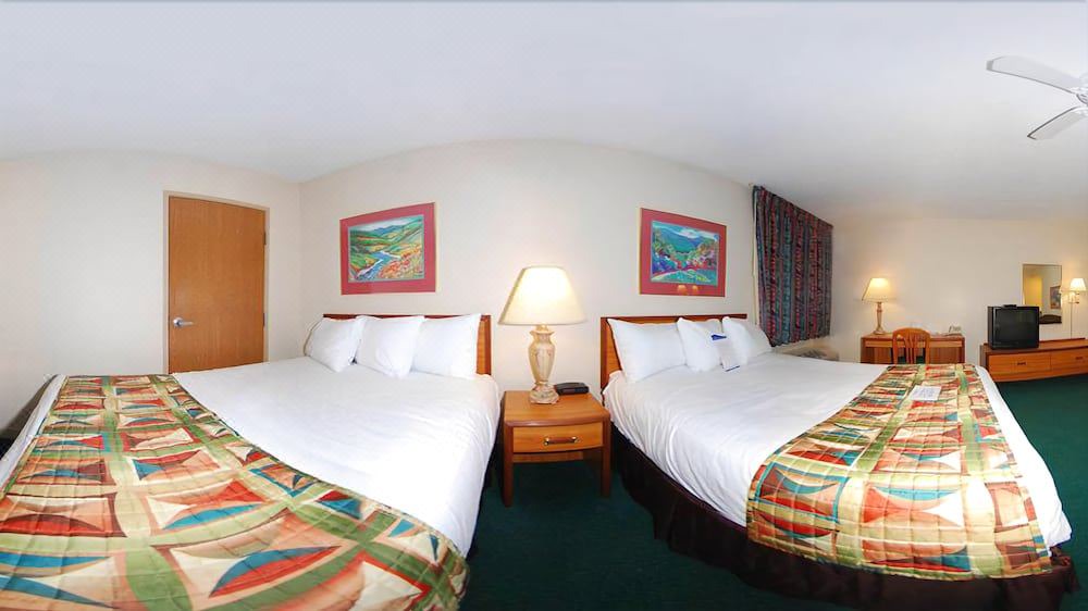 Photo of Bedroom in Sullivan