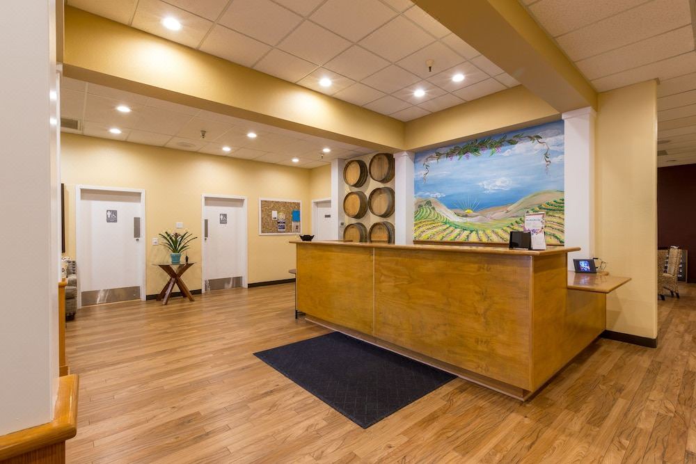 Photo of Livingroom in Napa