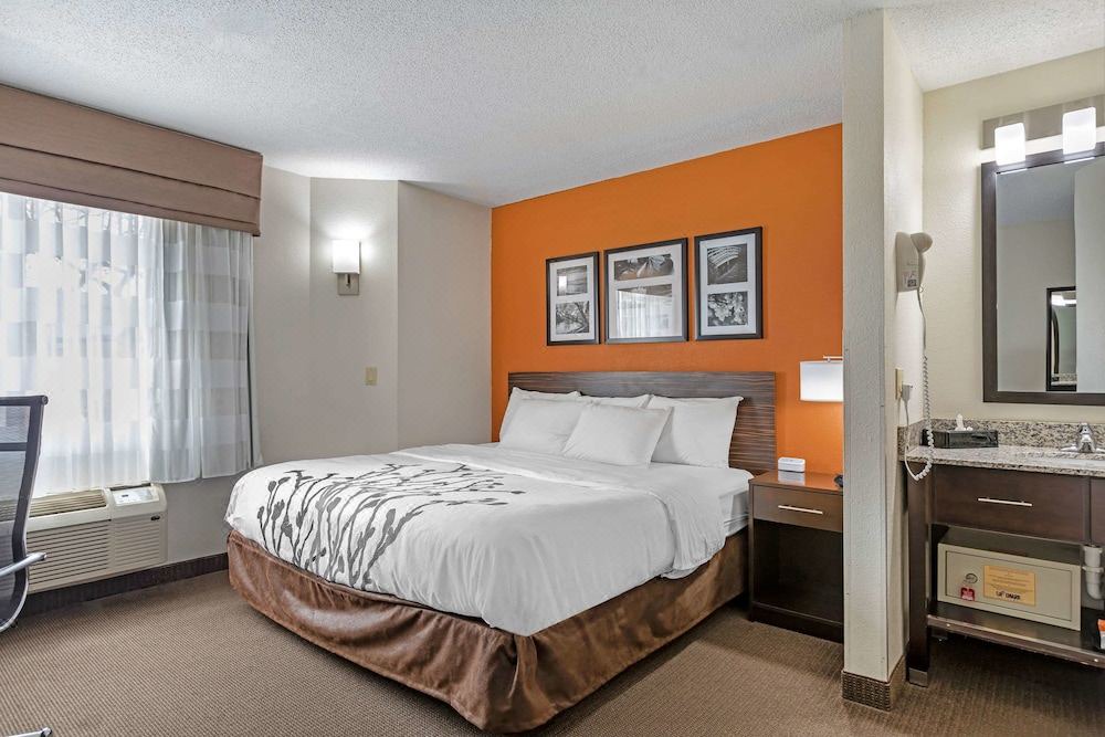 Photo of Bedroom in DeWitt