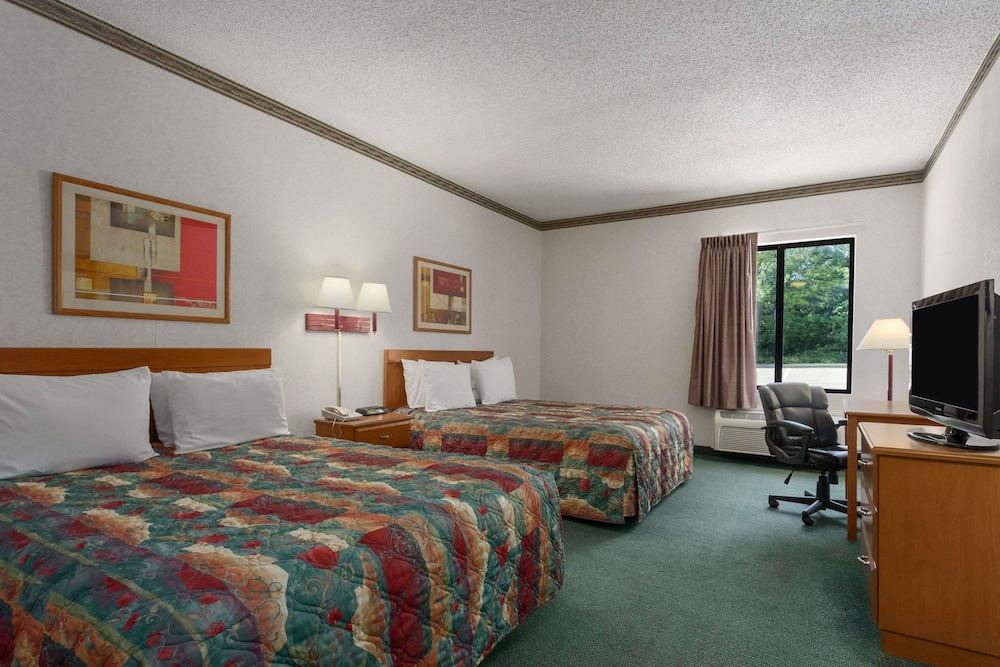 Photo of Bedroom in Jefferson City