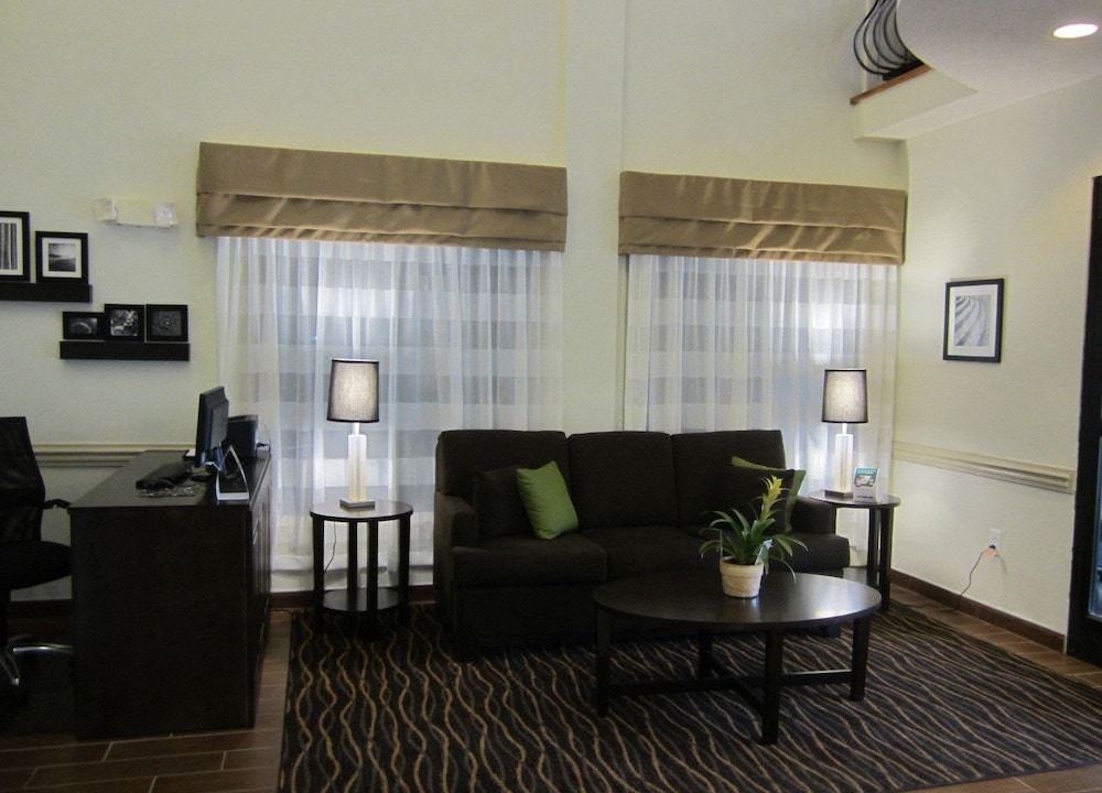 Photo of Livingroom in Albemarle
