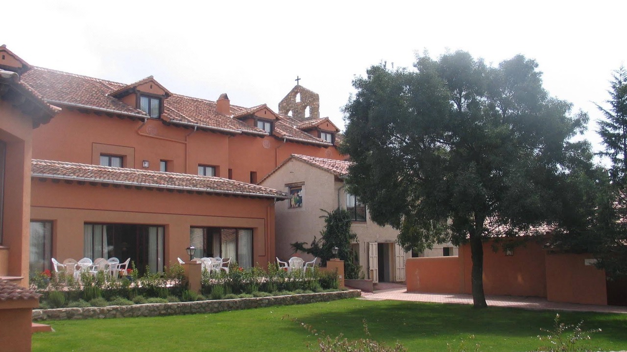 Photo of Buildings in Torrecaballeros
