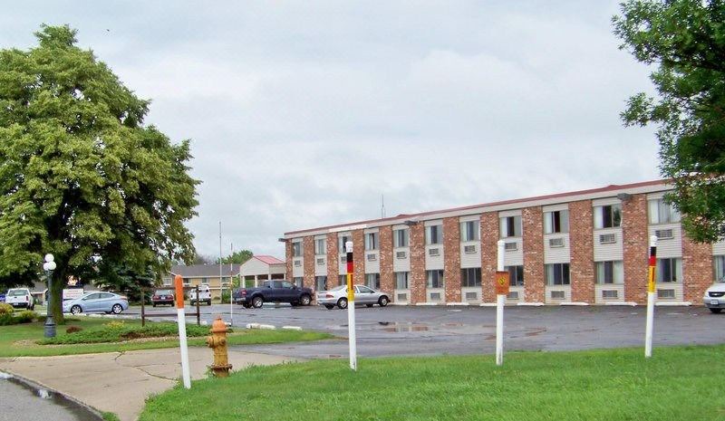Photo of Buildings in Clear Lake