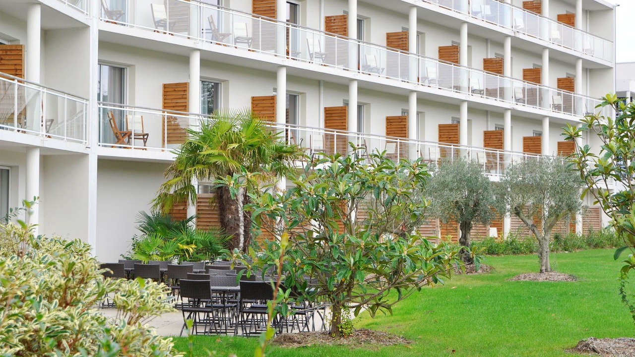Photo of Buildings in Carquefou