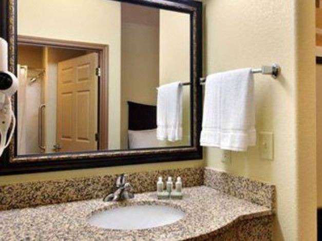Photo of Bathroom in Ira