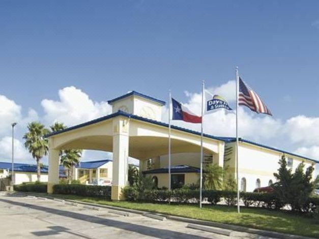 Photo of Buildings in Winnie