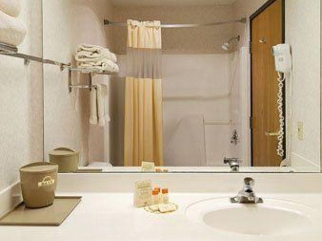 Photo of Bathroom in Jefferson City