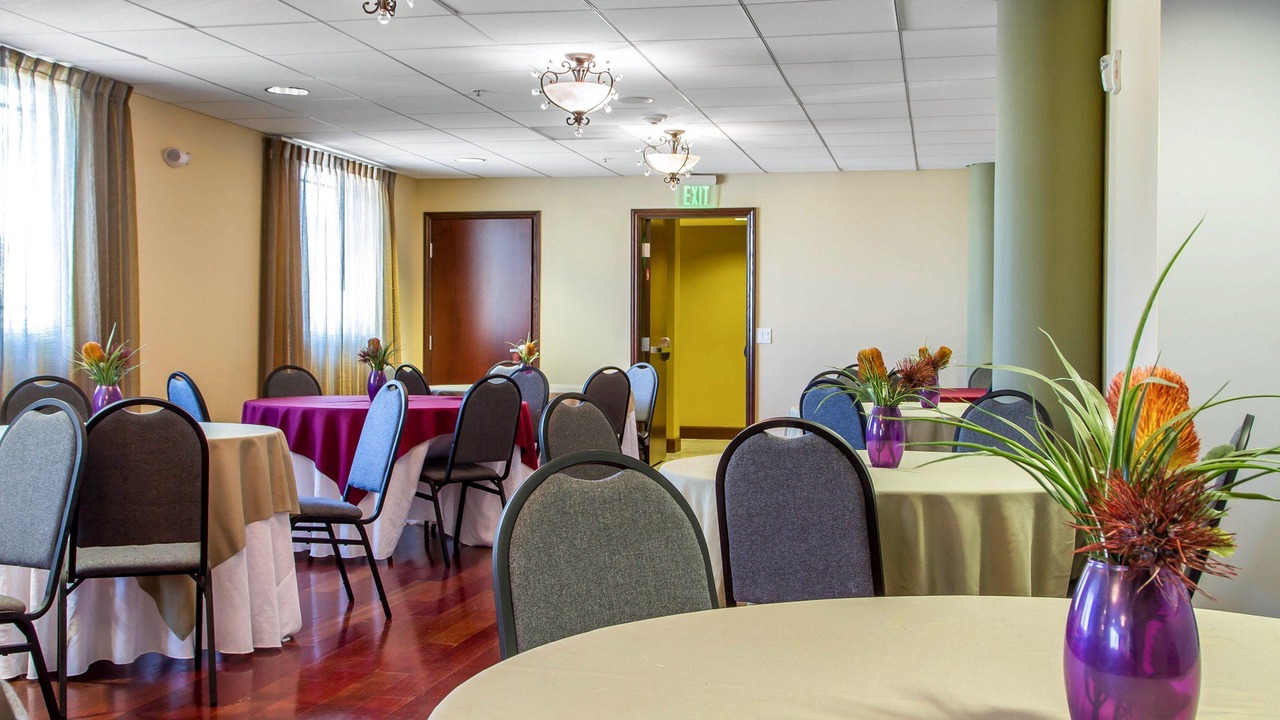 Photo of Livingroom in San Bruno