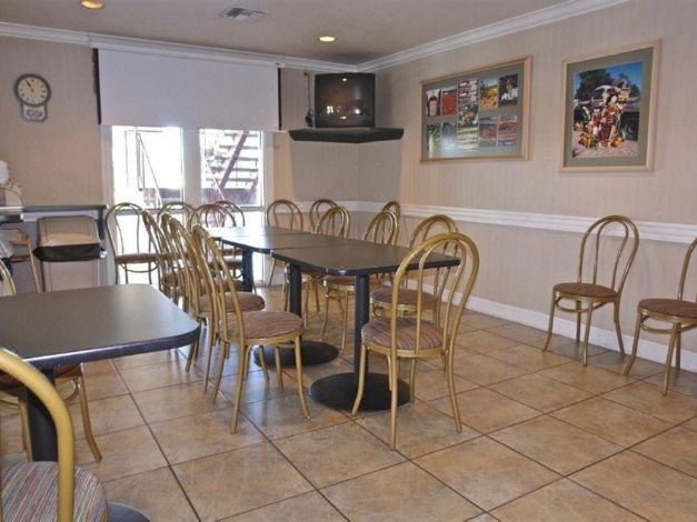 Photo of Livingroom in Lodi