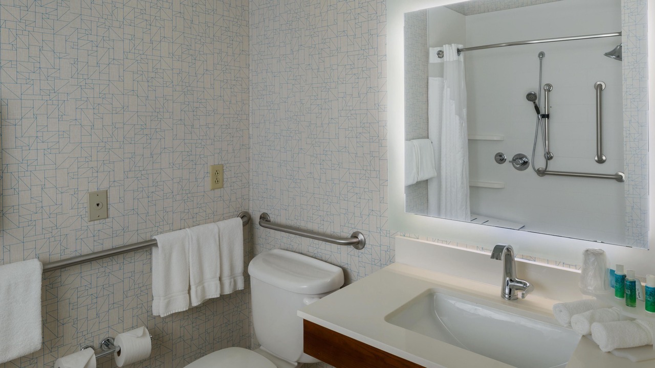 Photo of Bathroom in Lawrence