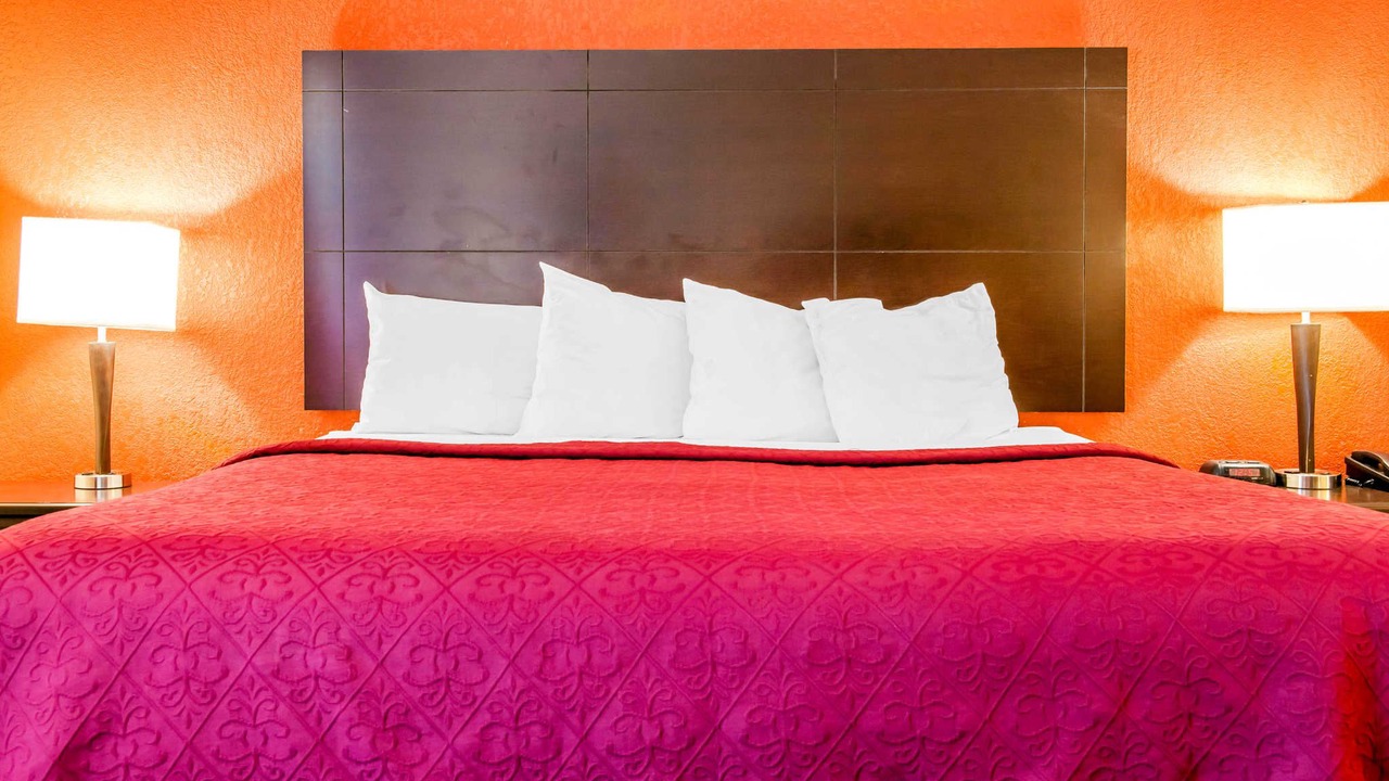 Photo of Bedroom in Seymour