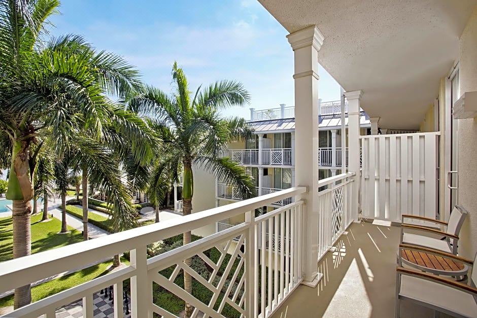 Photo of Patio Balcony in Uptown - Upper Duval