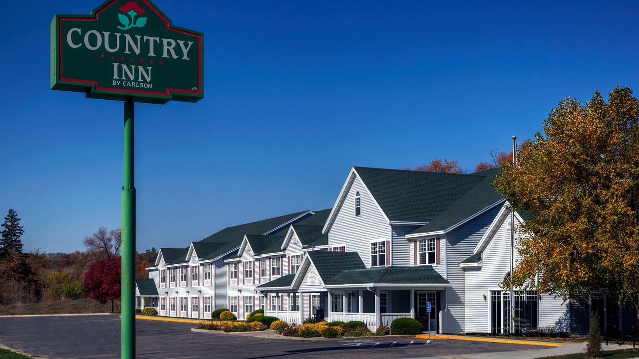 Photo of Buildings in Decorah