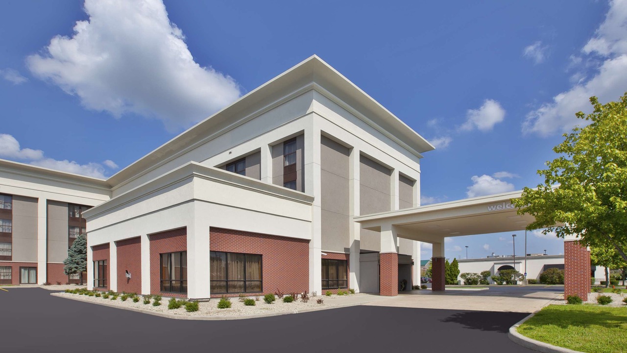 Photo of Buildings in Maumee