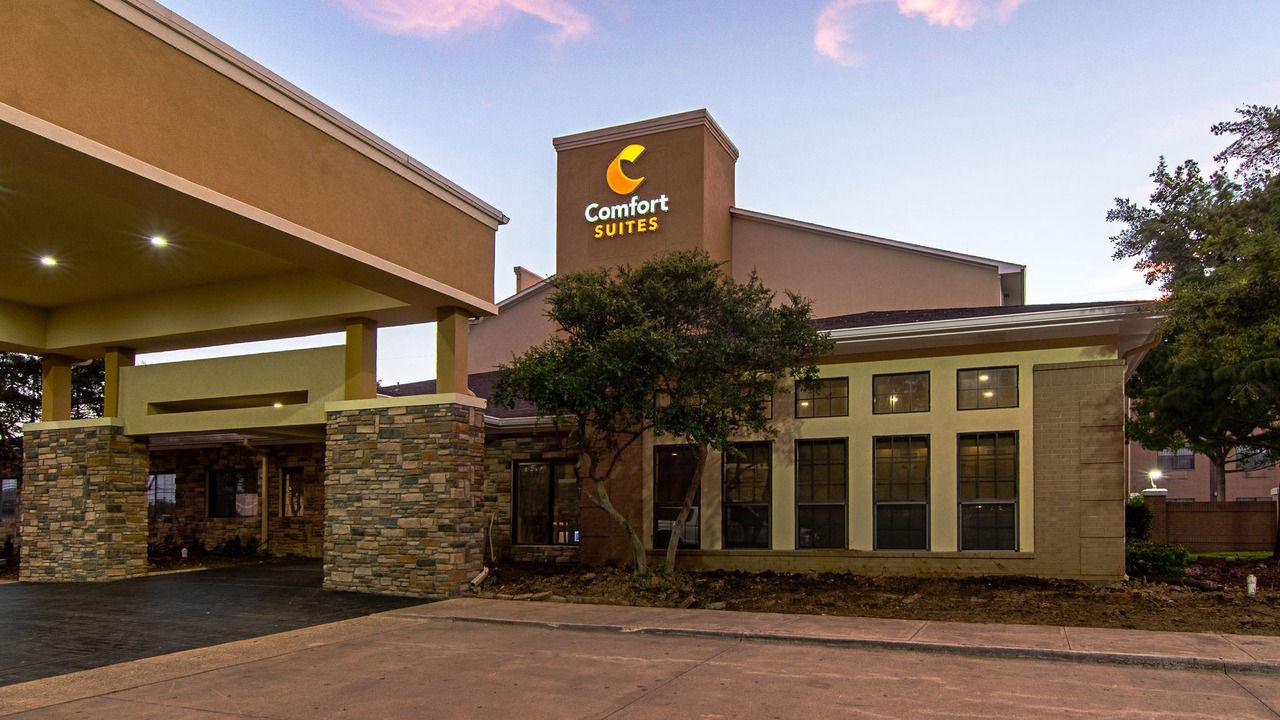 Photo of Buildings in Northwest Dallas