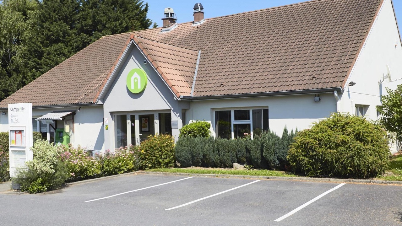 Photo of Buildings in Taverny