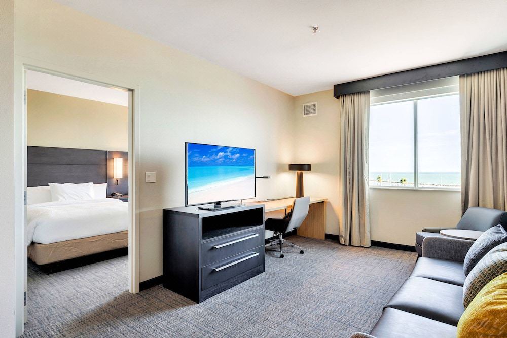 Photo of Livingroom in Central City