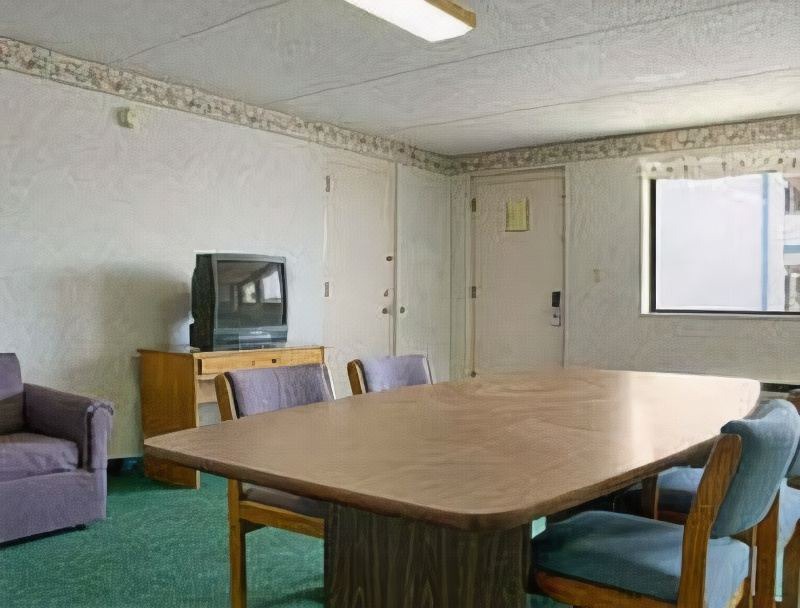 Photo of Livingroom in Greeneville