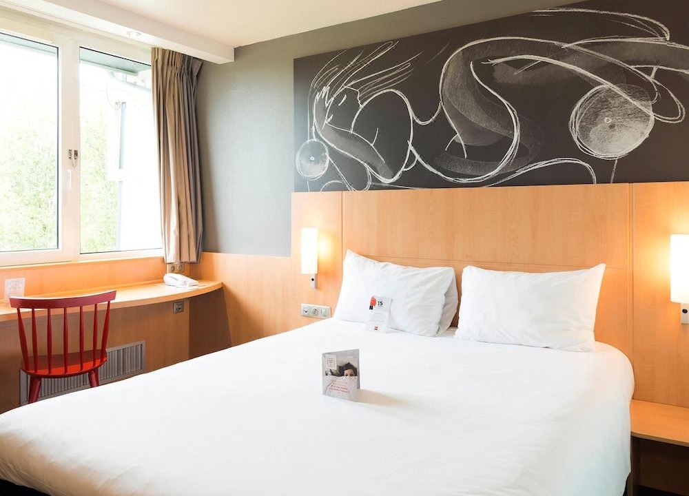 Photo of Bedroom in Change