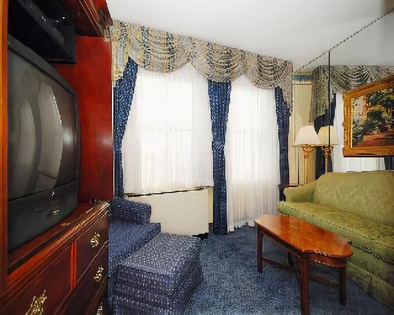 Photo of Others in Utica