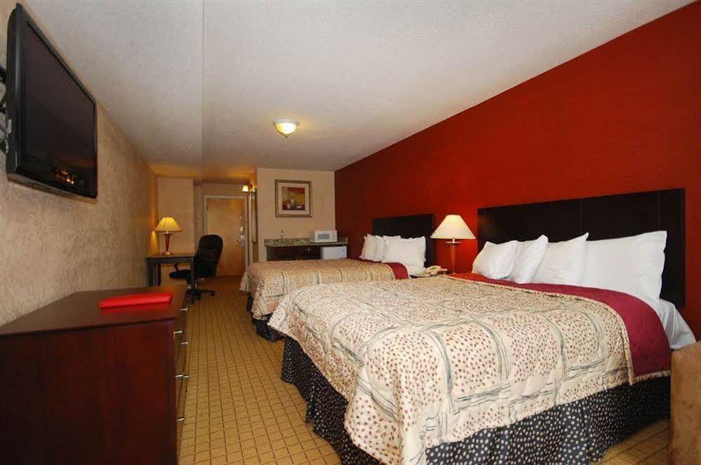 Photo of Bedroom in Westbrook Center