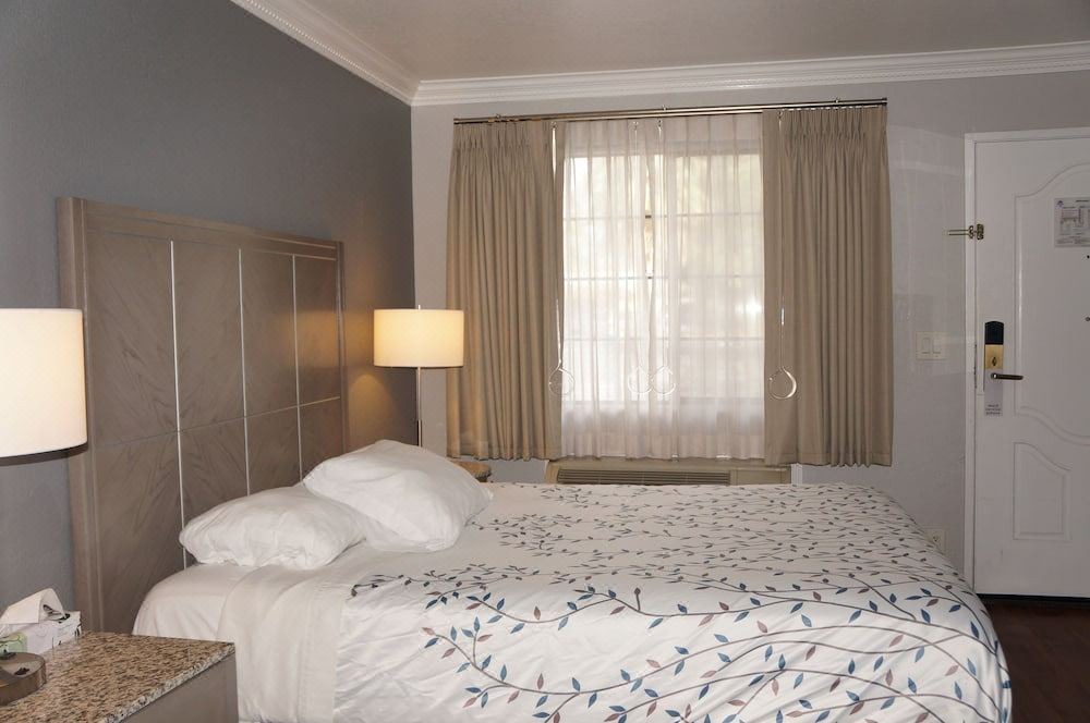 Photo of Bedroom in Milpitas