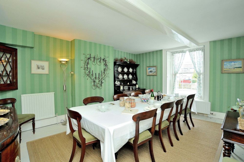 Photo of Others in Mere