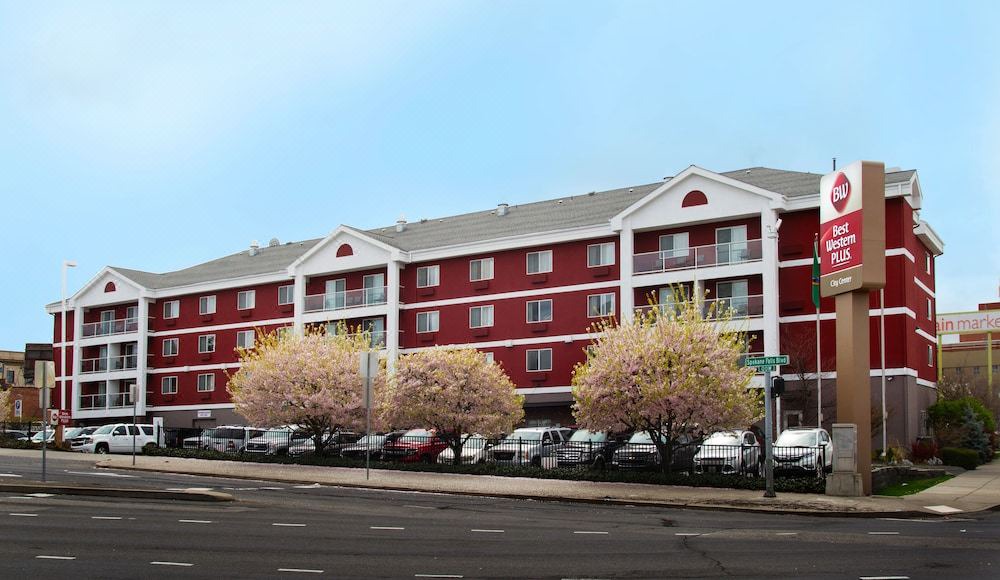 Photo of Buildings in Riverside