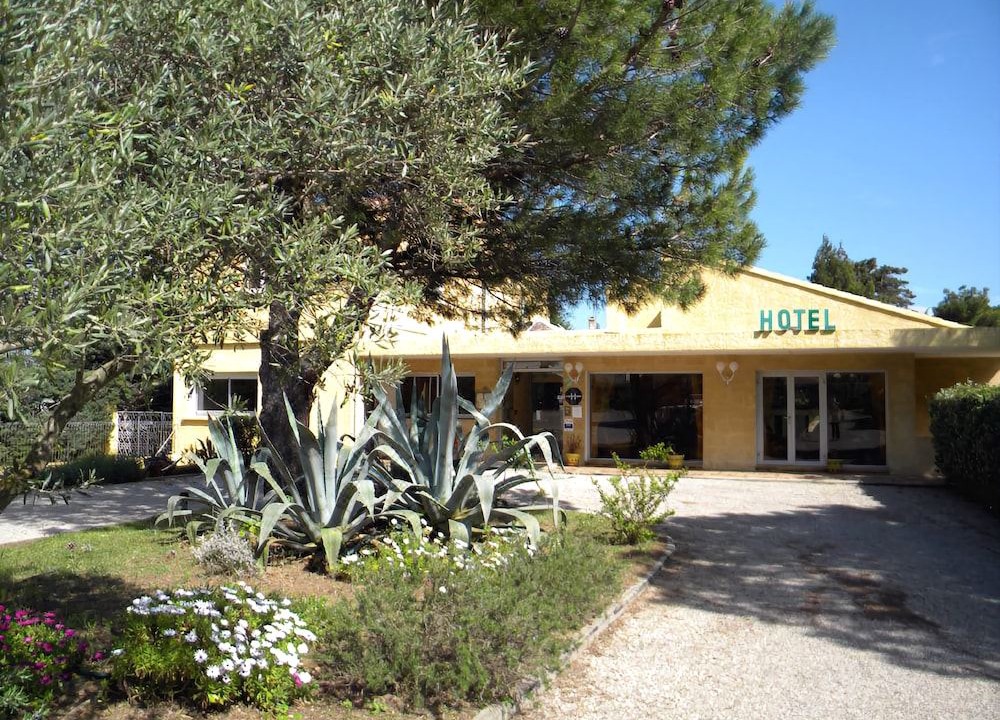 Photo of Buildings in Pont-Saint-Esprit